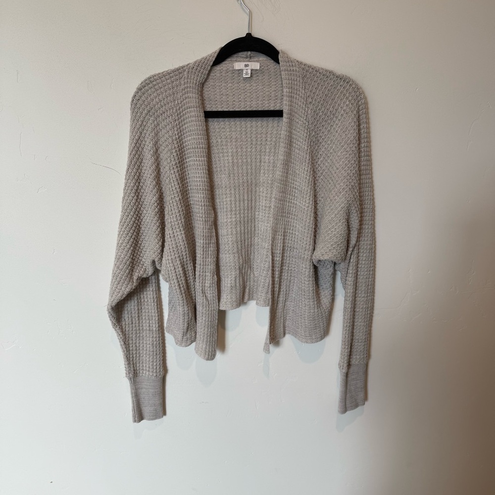 BP Cream Knit Cropped Sweater Cardigan Womens size Medium Cozy Classic Elegant